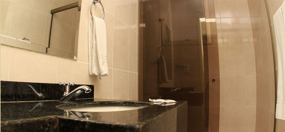 Astro Hotel Сан-Жозе-дус-Кампус Екстер'єр фото