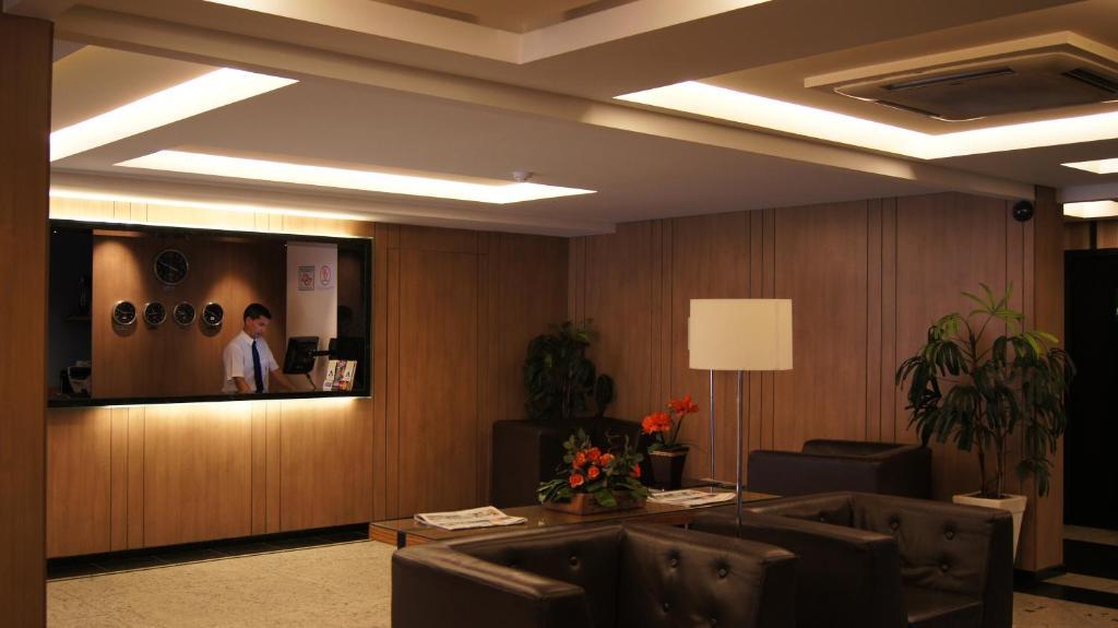 Astro Hotel Сан-Жозе-дус-Кампус Екстер'єр фото